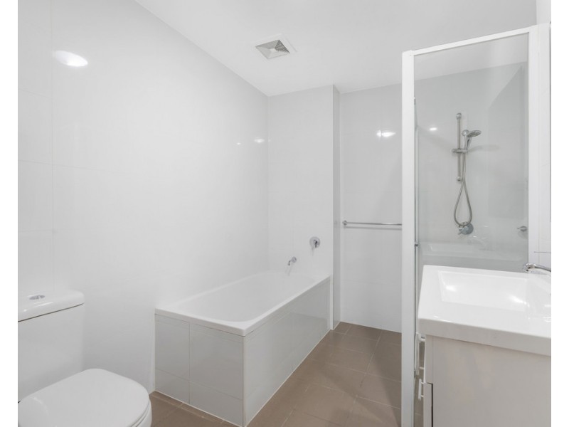 Unit 13/2 Bigge Street, Liverpool NSW 2170