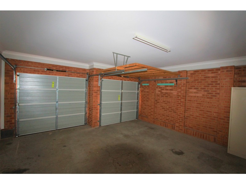 81 Atlantic Blvd, Glenfield NSW 2167