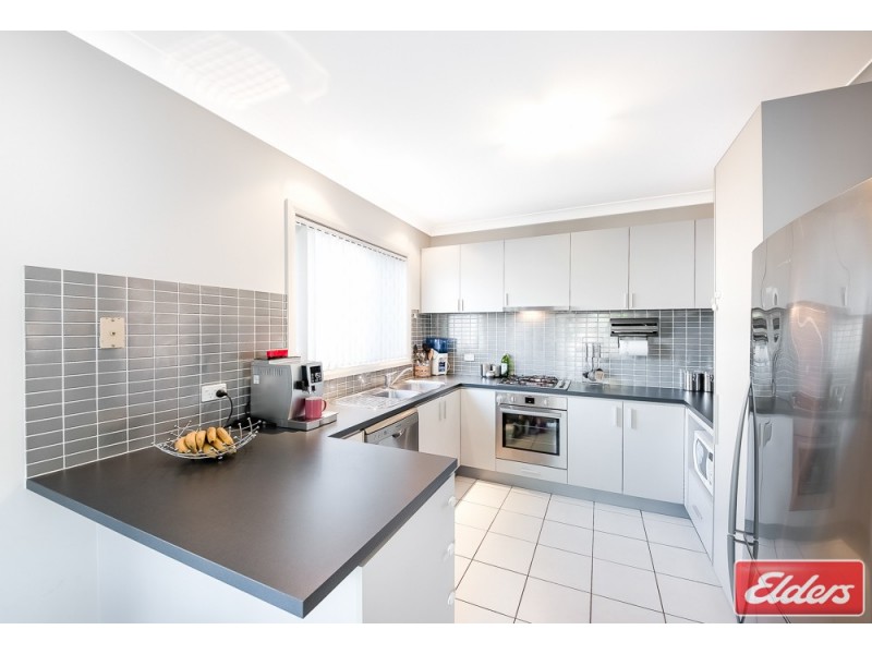 16 Mary Ann Drive, Glenfield NSW 2167