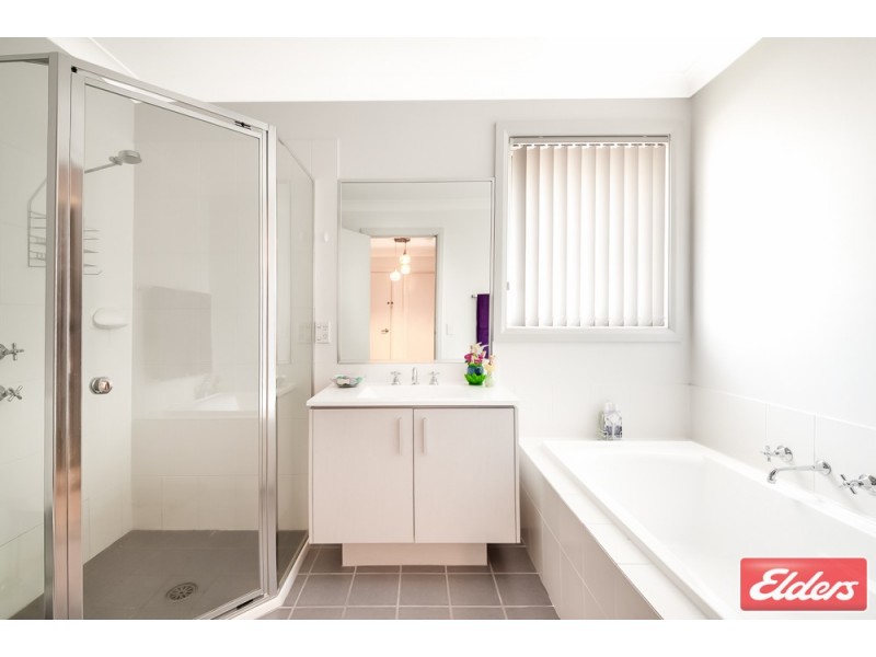 16 Mary Ann Drive, Glenfield NSW 2167