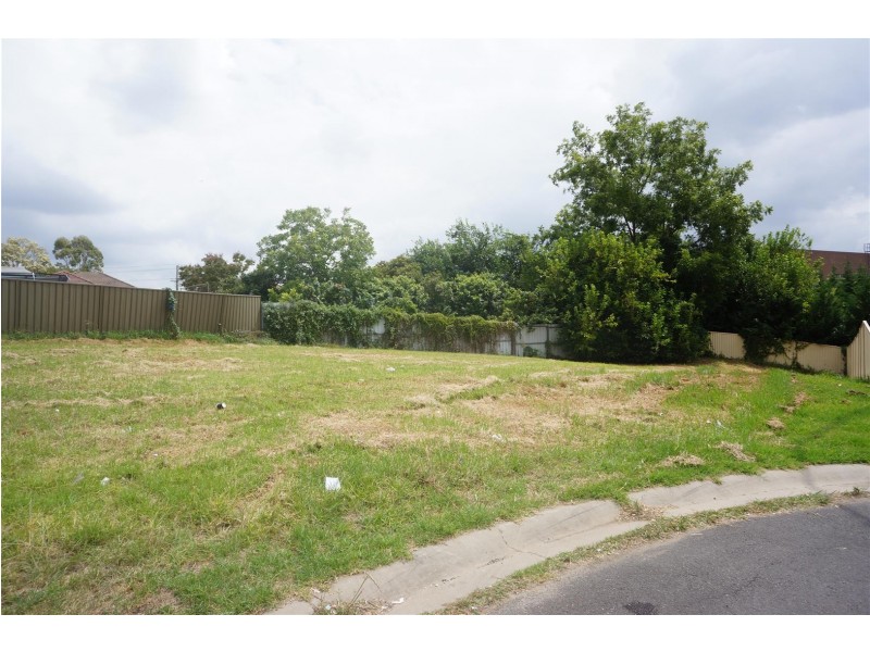 7 Wright Place, Casula NSW 2170