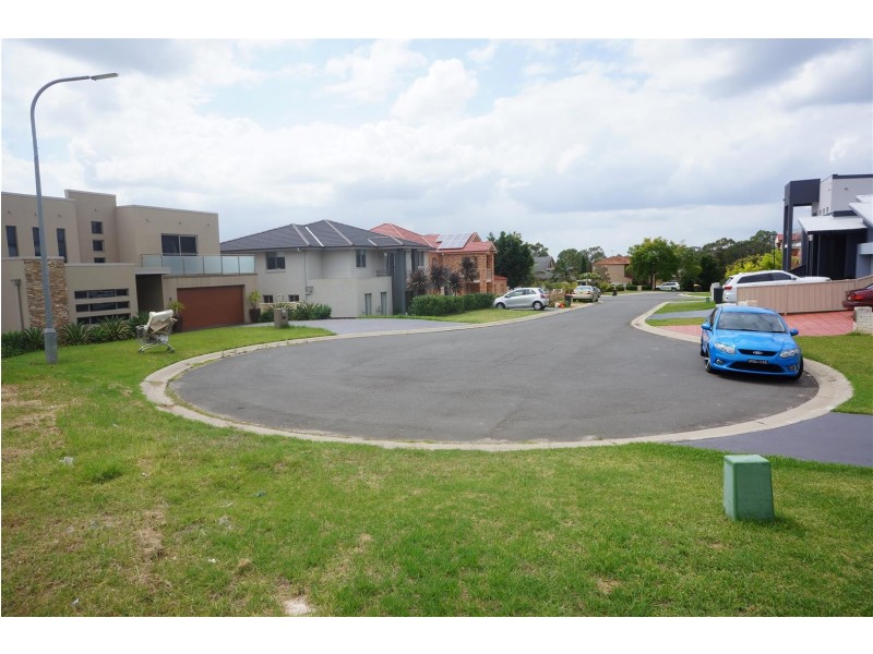 7 Wright Place, Casula NSW 2170
