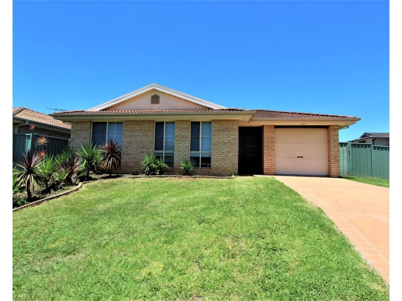 1 Palana Close, West Hoxton NSW 2171