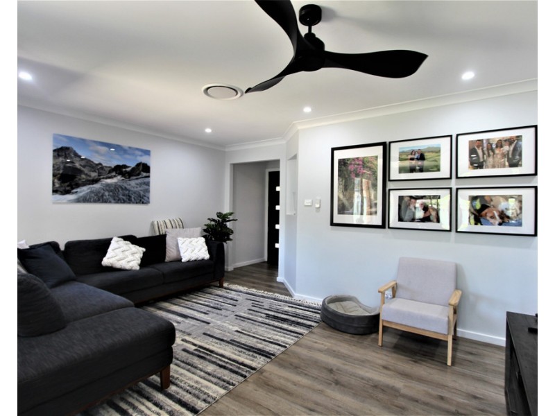 1 Palana Close, West Hoxton NSW 2171