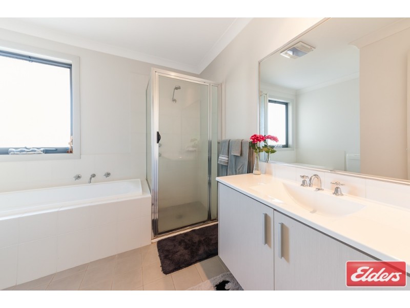 11 Glenfield Road, Glenfield NSW 2167
