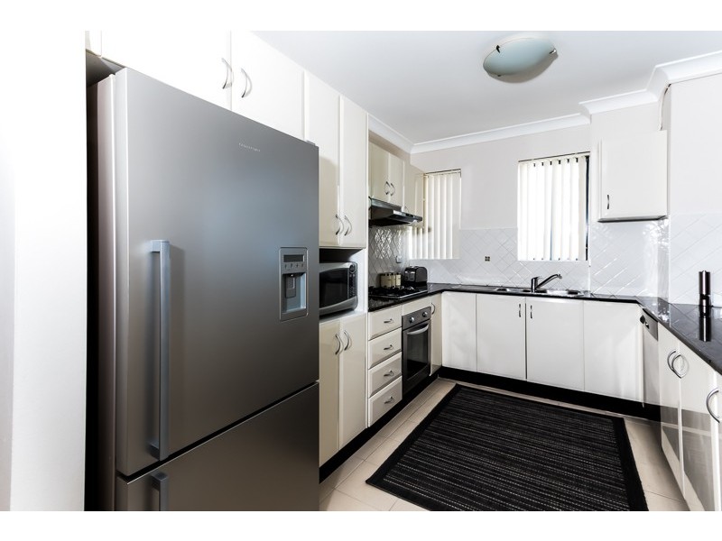 13/29 Castlereagh Street, Liverpool NSW 2170