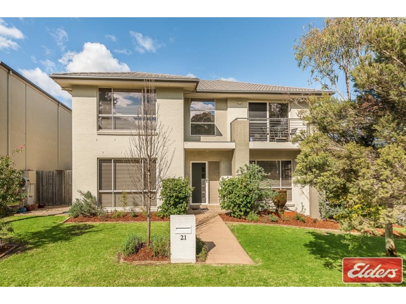 21 Hillsborough Crescent, Glenfield NSW 2167