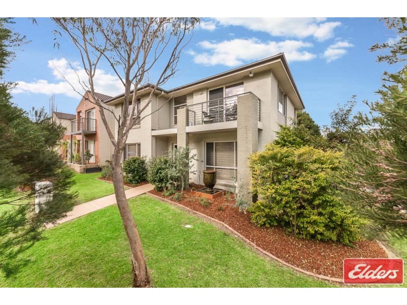 21 Hillsborough Crescent, Glenfield NSW 2167