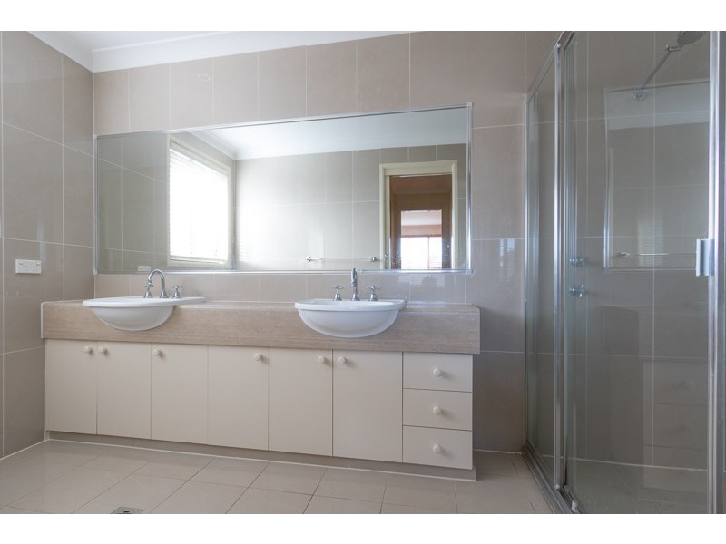 3 Seamans Place, Horningsea Park NSW 2171