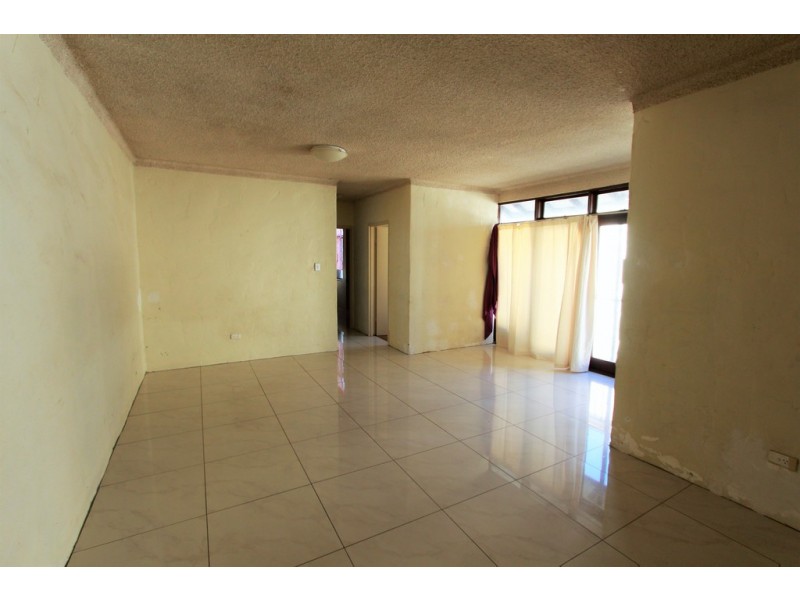 9/13 HART STREET, Warwick Farm NSW 2170