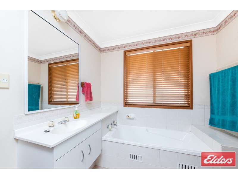 36 Charles Place, Mount Annan NSW 2567