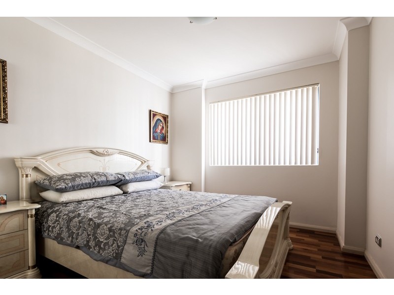 13/29 Castlereagh Street, Liverpool NSW 2170