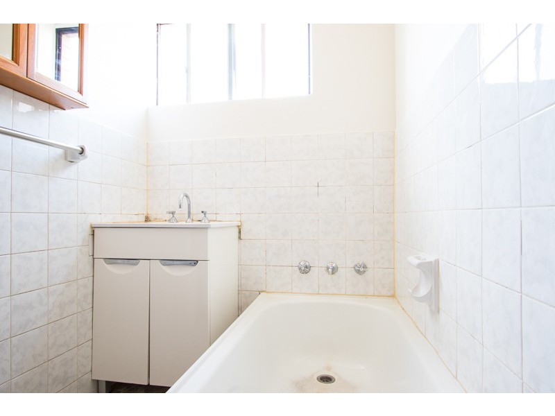 4/39 Bathurst Street, Liverpool NSW 2170