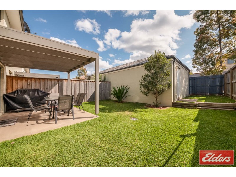 11 Hadlow Avenue, Glenfield NSW 2167