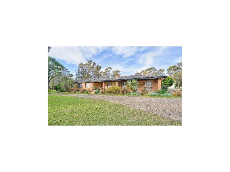 2 GOODSIR CLOSE, Rossmore NSW 2557