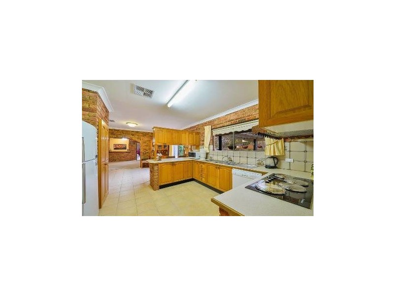 2 GOODSIR CLOSE, Rossmore NSW 2557