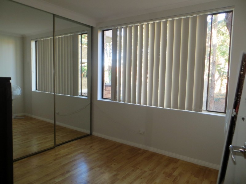 Unit 8/138 Moore Street, Liverpool NSW 2170