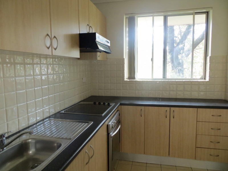 Unit 11/5-7 Mill Road, Liverpool NSW 2170