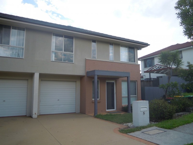 5 NEVA STREET, Glenfield NSW 2167