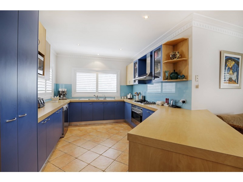 18 Aintree Close, Casula NSW 2170