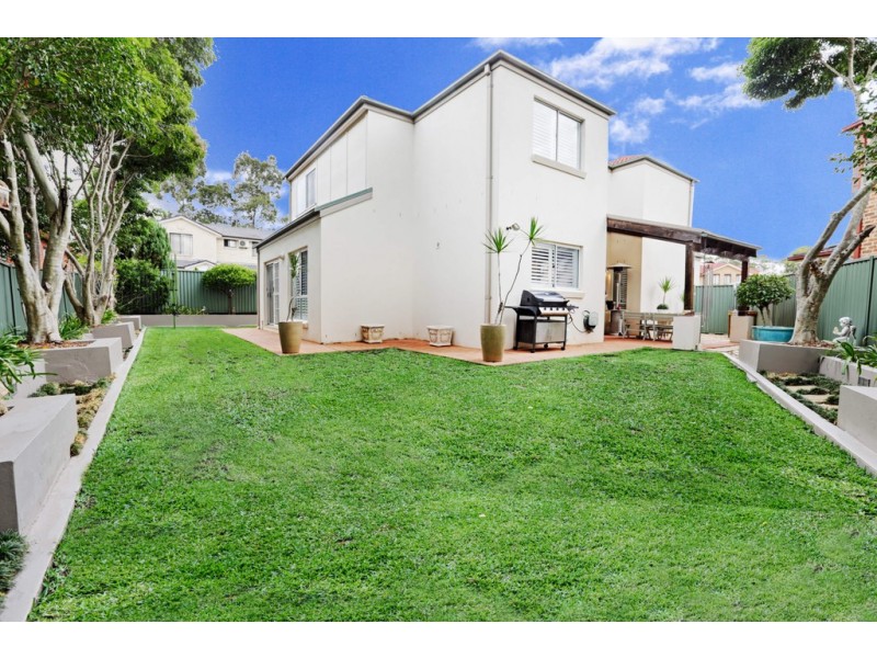 18 Aintree Close, Casula NSW 2170