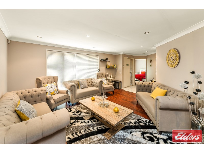 33 Richlands Place, Prestons NSW 2170