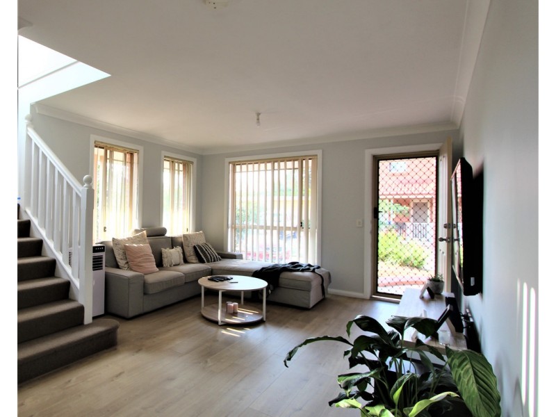 1/9-11 Weir Crescent, Lurnea NSW 2170