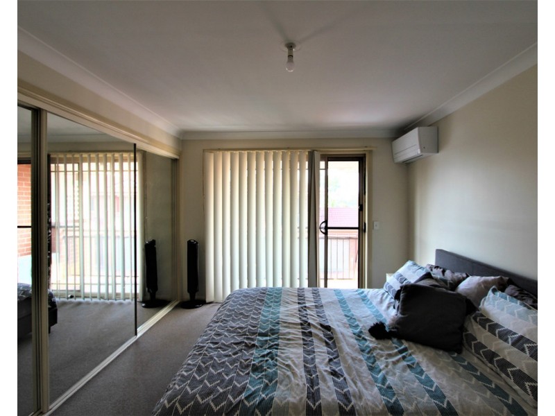 1/9-11 Weir Crescent, Lurnea NSW 2170