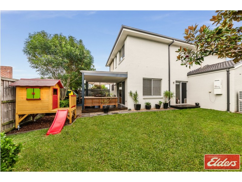 11 Grenada Road, Glenfield NSW 2167
