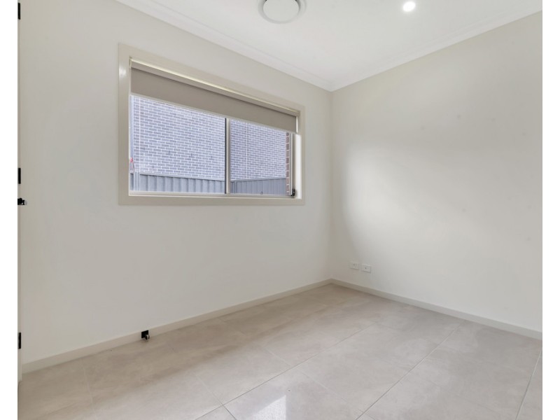 28a MULVIHILL CRESCENT, Denham Court NSW 2565