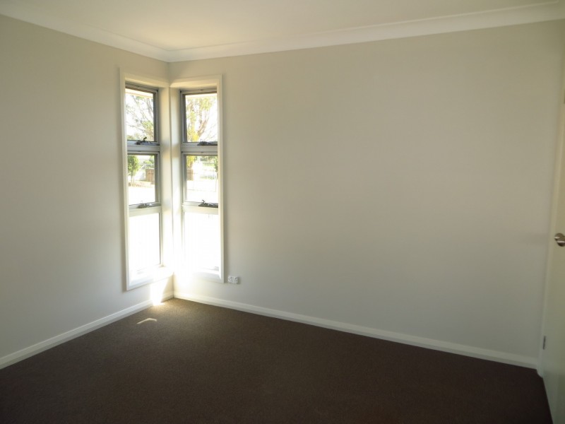 2/255 Fifteenth Avenue, West Hoxton NSW 2171