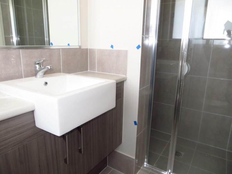 2/255 Fifteenth Avenue, West Hoxton NSW 2171