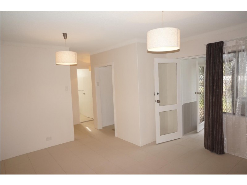 1/34 Remembrance Avenue, Warwick Farm NSW 2170