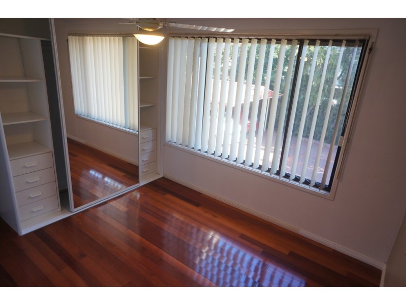 2D Knight Street, Lansvale NSW 2166