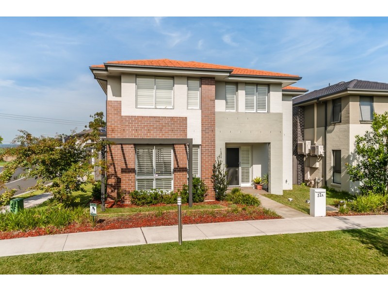 12A Tyne Walk, Glenfield NSW 2167