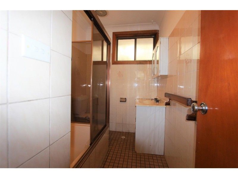 17 Renshaw Street, Warwick Farm NSW 2170