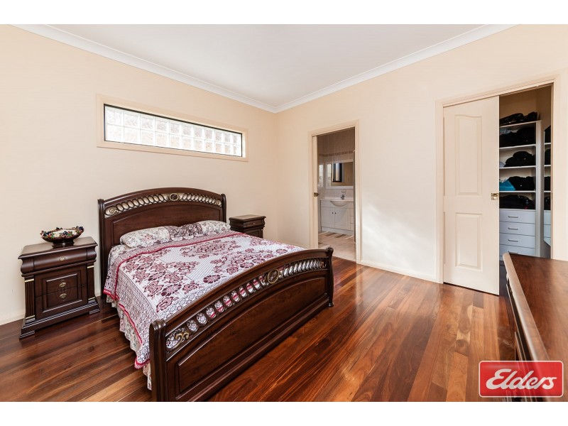 26 Kendall Drive, Casula NSW 2170