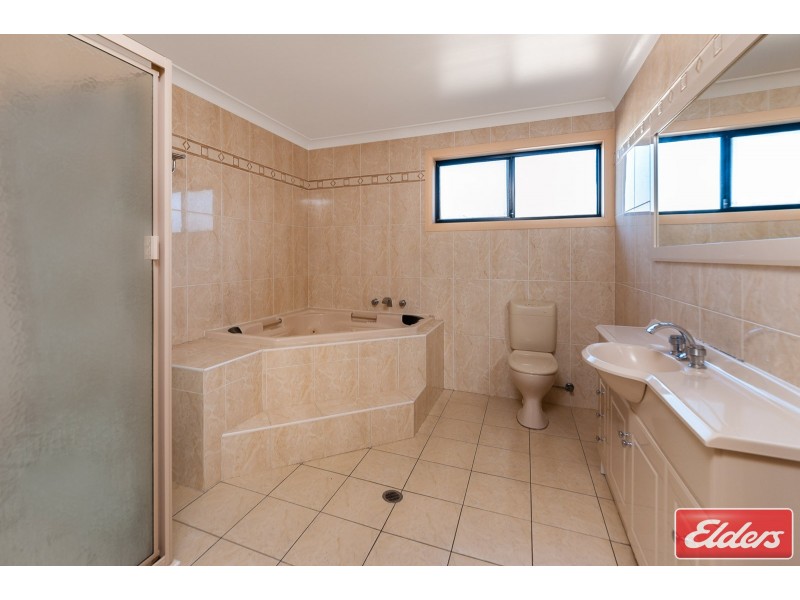 26 Kendall Drive, Casula NSW 2170