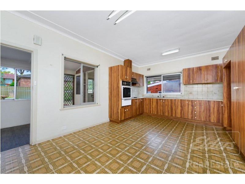 8 Forshaw Avenue, Chester Hill NSW 2162