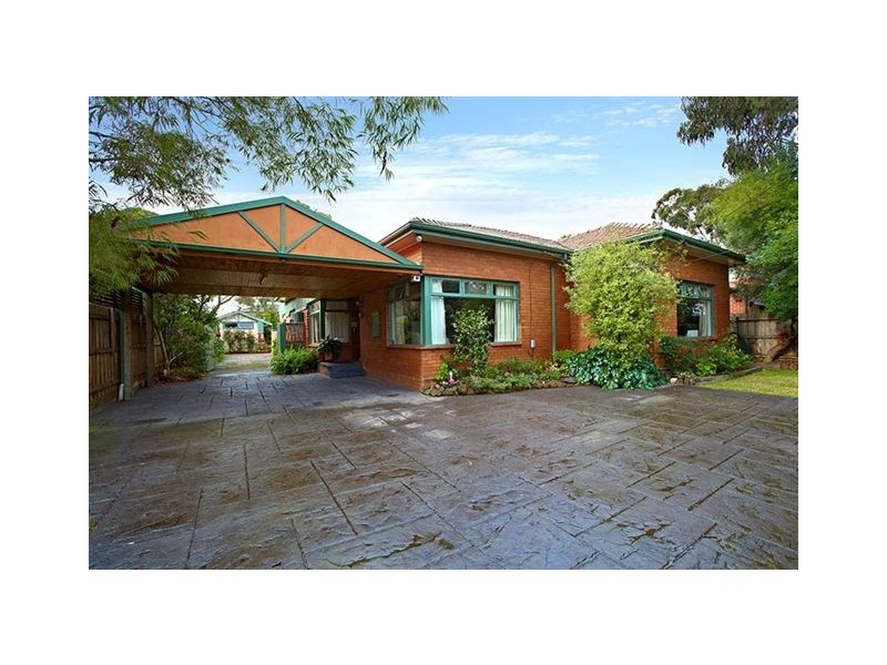 100 Highfield Road, Canterbury VIC 3126