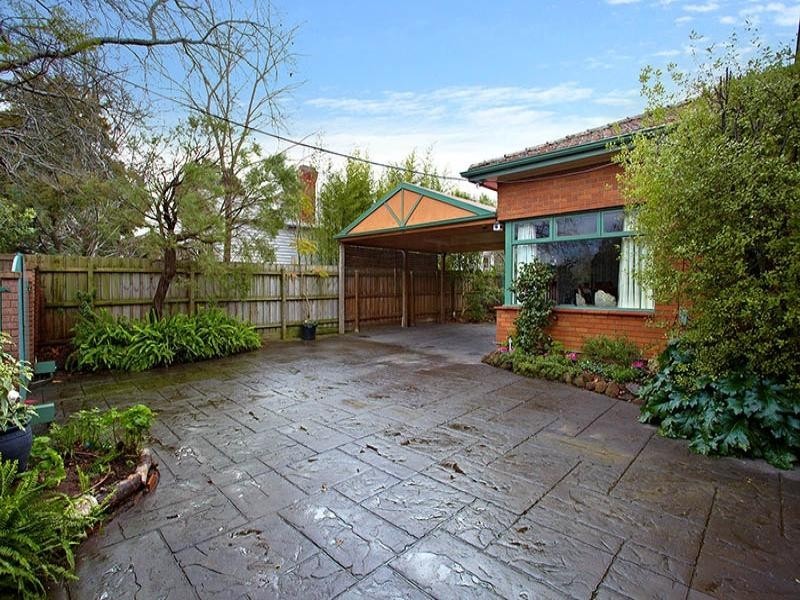 100 Highfield Road, Canterbury VIC 3126