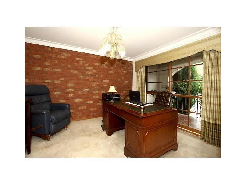 95 Glenfern Road, Ferntree Gully VIC 3156
