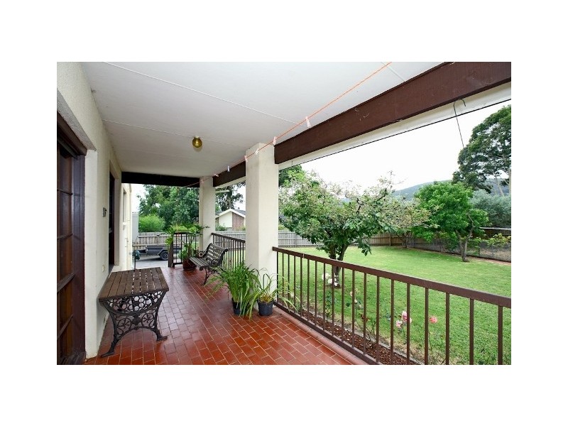 95 Glenfern Road, Ferntree Gully VIC 3156