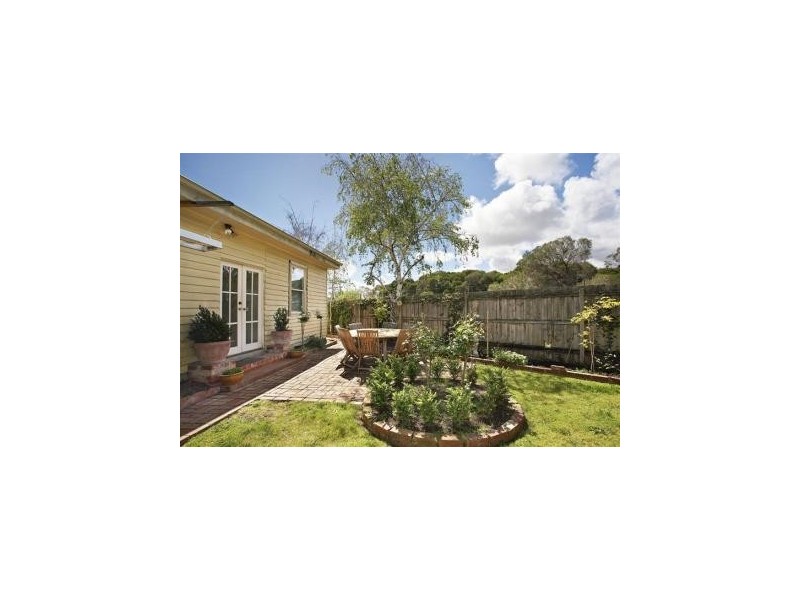 114 Asling Street, Brighton VIC 3186