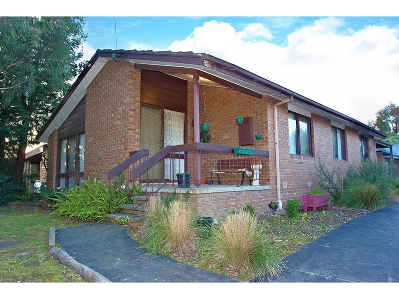 11 Raymond Avenue, Langwarrin VIC 3910