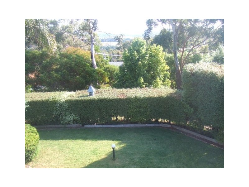 19 – 21  Banool Crescent, Mount Eliza VIC 3930