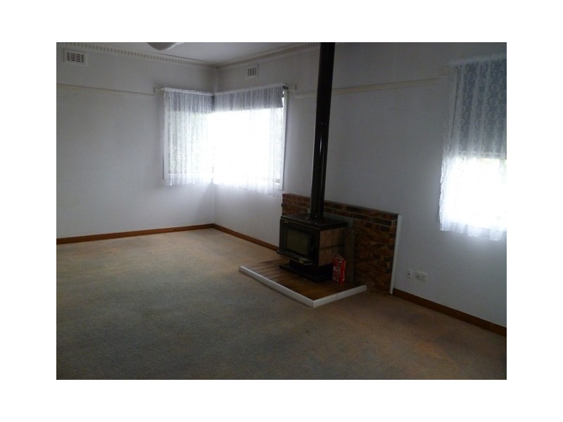 11 Northcliffe Road, Edithvale VIC 3196