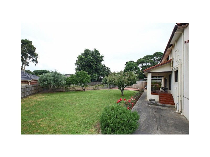 95 Glenfern Road, Ferntree Gully VIC 3156