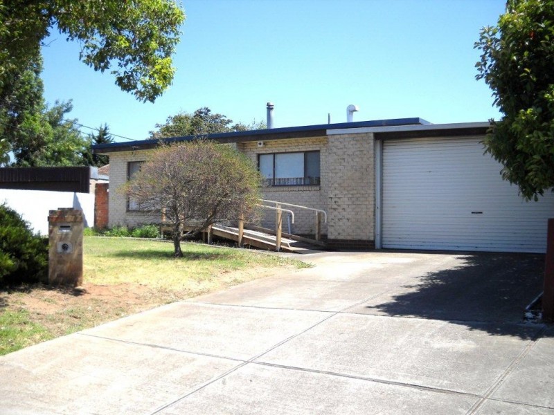 16 Bedford Court, Hoppers Crossing VIC 3029