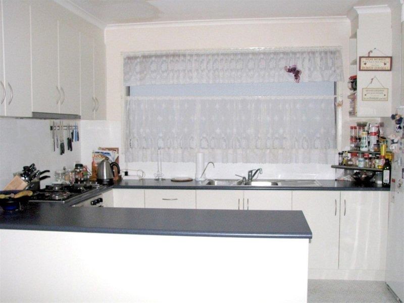 16 Bedford Court, Hoppers Crossing VIC 3029